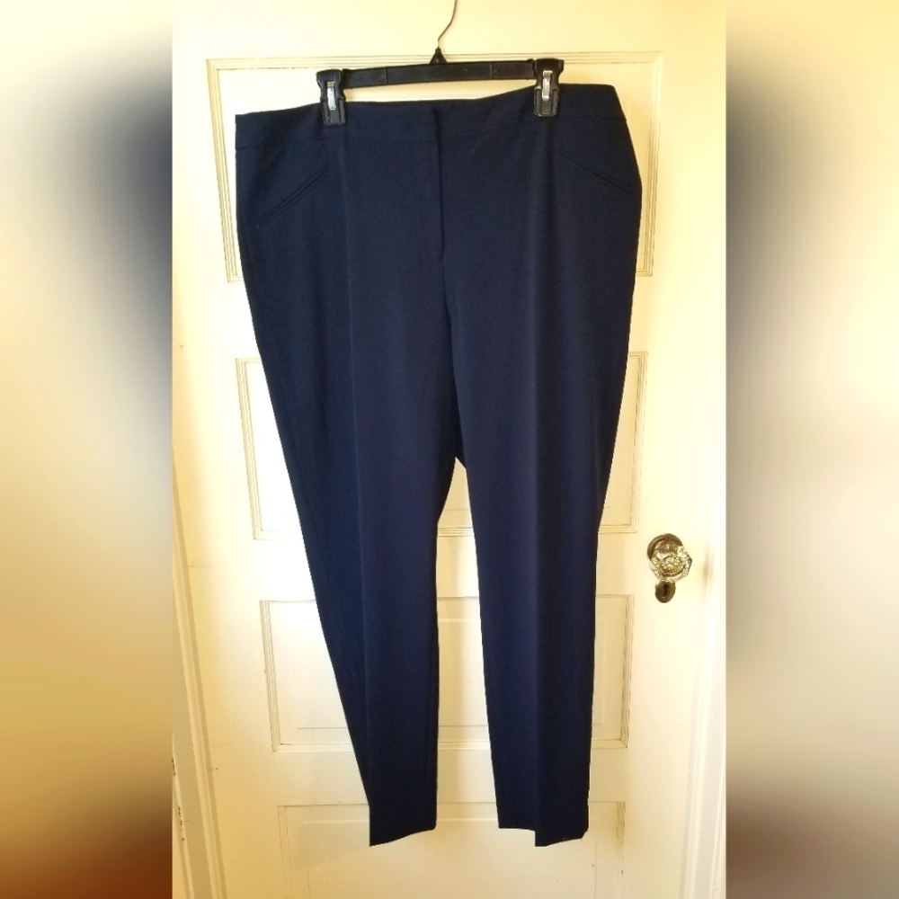 Tahari Arthur S. Levine NWT Navy Alyssa Slim Leg Dress Pants Size 16